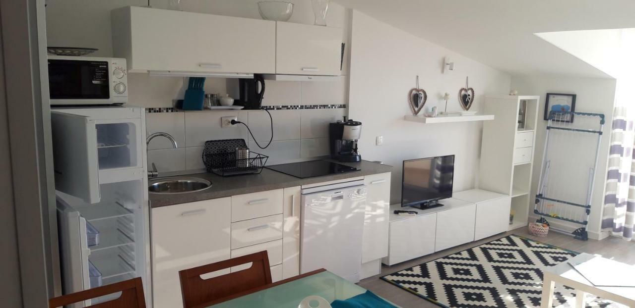 Apartmani Riva Rogoznica  Exterior photo